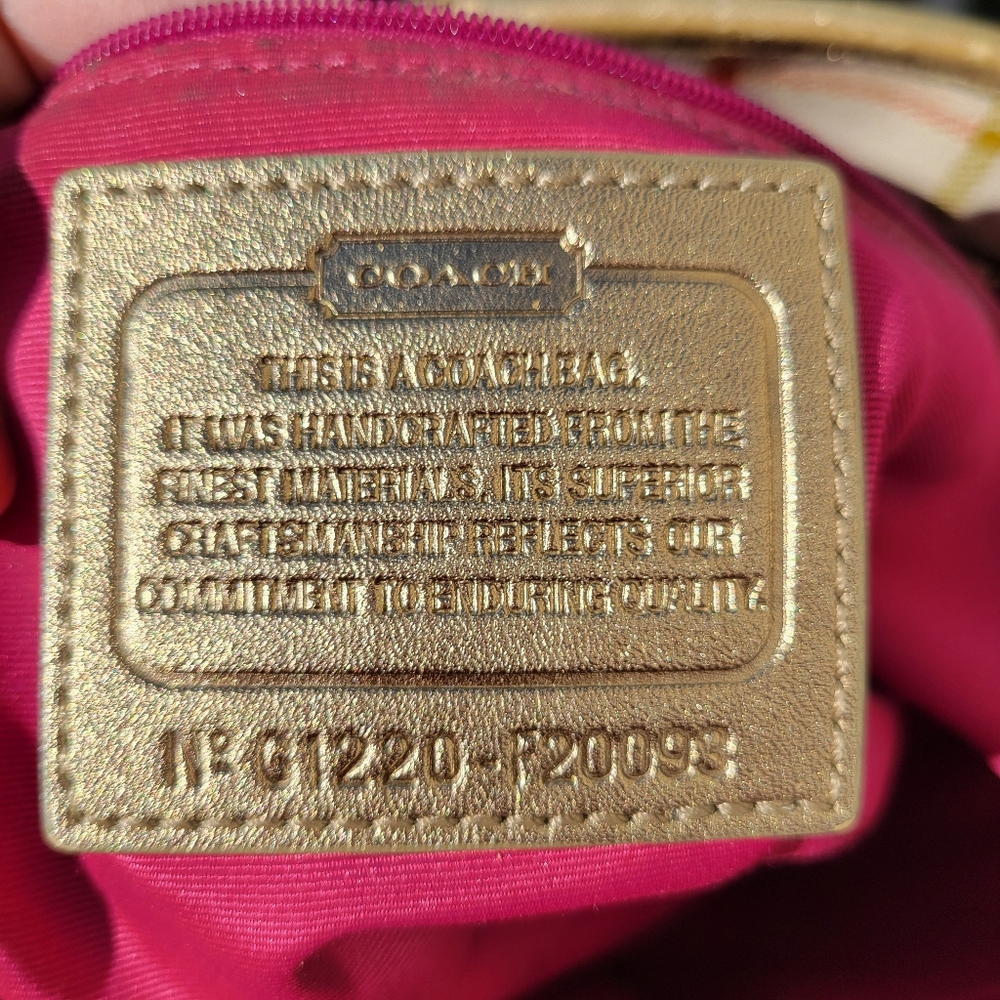 Coach Peyton Tattersall Tote ~ Well-Loved ~ Needs TLC ~ Hang Tag FINAL PRICE! - Picture 6 of 16